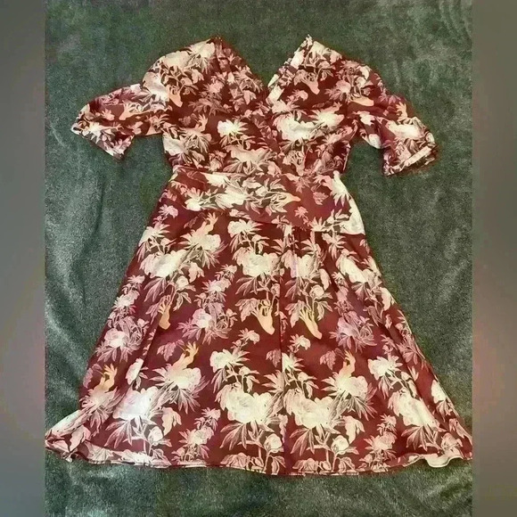 Three Floor Dresses & Skirts - Three Floor Women’s Dress size 6